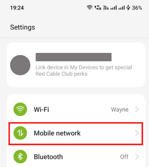 Mobile network settings option highlighted with red box.